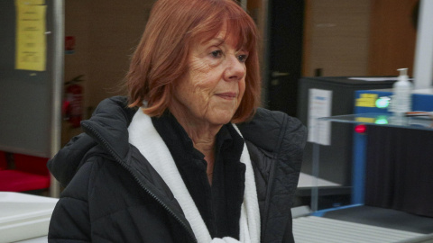 Gisèle Pelicot durante la recta final del juicio contra su exmarido y otros 50 acusados por violarla bajo efectos somníferos, a 18 de noviembre de 2024.