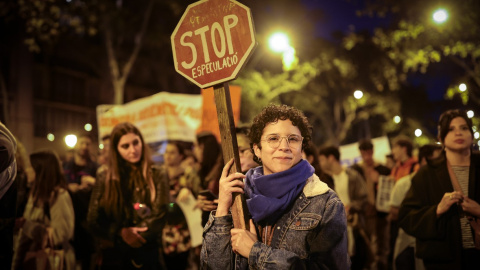 23/11/2024 - Un moment de la manifestació d'aquest dissabte a Barcelona per exigir la rebaixa dels lloguers.