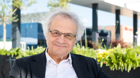 Amin Maalouf: "Exageramos al afirmar que Occidente se hunde"