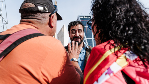 El eurodiputado Luis 'Alvise' Pérez durante una concentración ultra, en la Plaza de Castilla, a 20 de octubre de 2024, en Madrid.