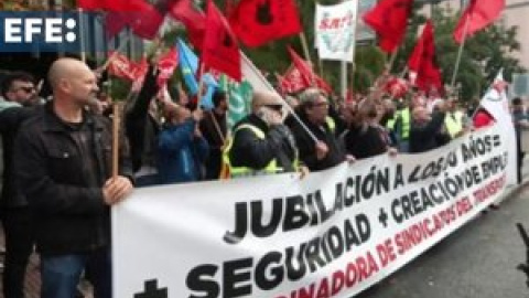 Los conductores de autobuses se concentran en Madrid para exigir la jubilación anticipada