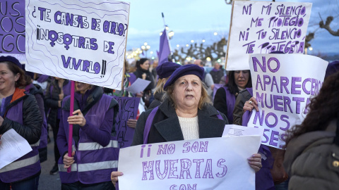  Varias mujeres durante una manifestación por el 8M, Día Internacional de la Mujer. Imagen de archivo. Juanma Serrano / Europa Press