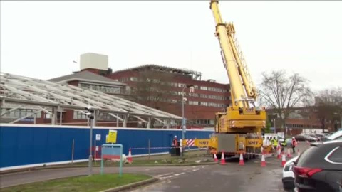 Construcción de un hospital en Londres para afrontar los contagios por Ómicron