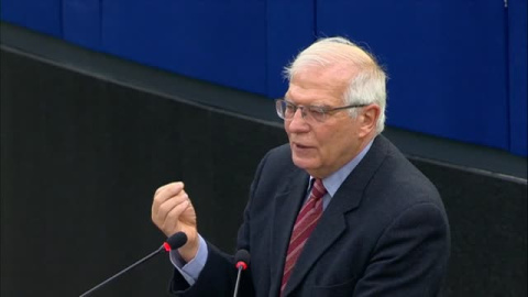 Josep Borrell pide a los europeos que "bajen la calefacción" para "limitar la dependencia del gas ruso"