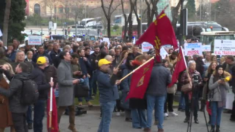 Cientos de regantes se manifiestan en Madrid por el trasvase Tajo-Segura