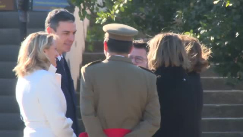 Larga conversación entre Sánchez y Aragonés antes de recibir a Macron