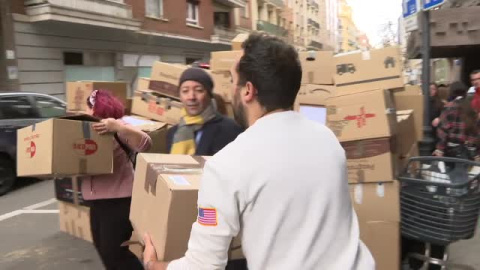 Cajas de solidaridad frente a la embajada turca en Madrid