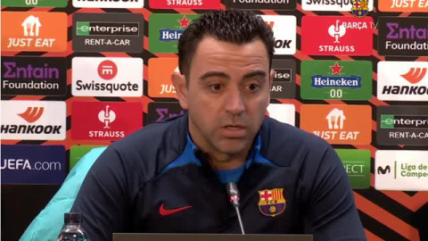 Xavi: "Salvo sorpresa, creo que se decidirá mucho en Old Trafford"