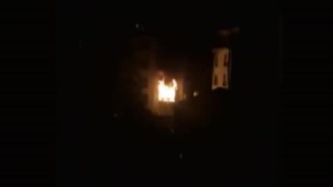 Los cien vecinos de Solsona afectados por el incendio en un edificio siguen sin poder regresas a sus casas