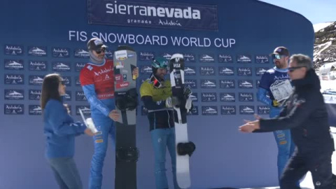 Lucas Eguibar gana la prueba de la Copa del Mundo de Snowboard Cross de Sierra Nevada