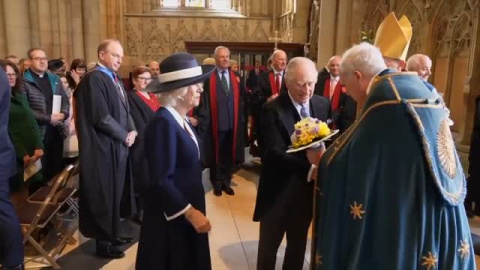 A un mes exacto de su coronación, Carlos III y Camila presiden la misa de Jueves Santo 