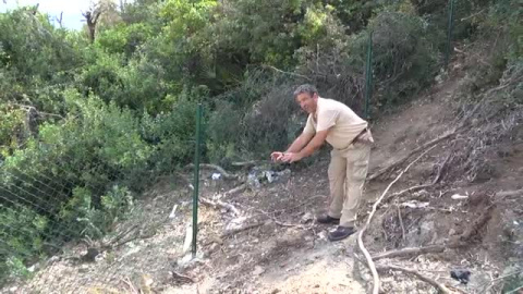 Encuentran más huesos de mujer en la finca en la que se encontró la calavera y una maleta