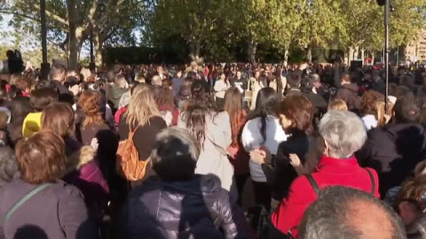 Concentración en Logroño contra la agresión sexual en grupo a dos niñas de 12 y 13 años