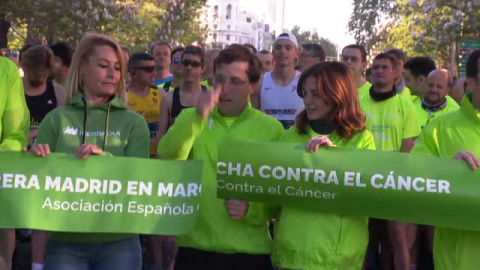 Madrid llama a "prevenir, visibilizar y luchar" contra el cáncer en la décima carrera de la AECC