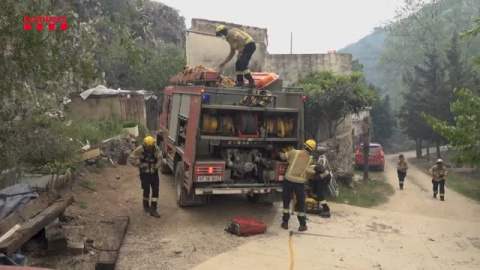 El incendio en los Pirineos avanza sin control y alcanza la localidad gerundense de Portbou