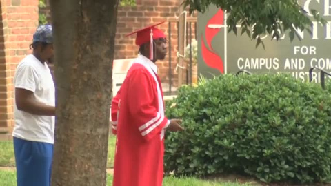 Dos muertos en un tiroteo durante una graduación en Richmond