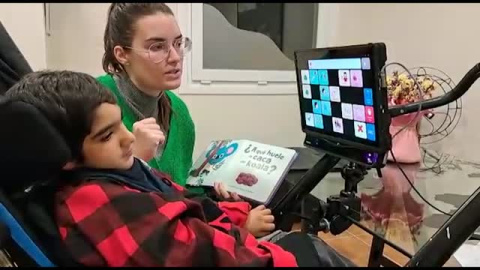 Un niño de Santurce con parálisis cerebral espera 12 horas para que una ambulancia le traslade