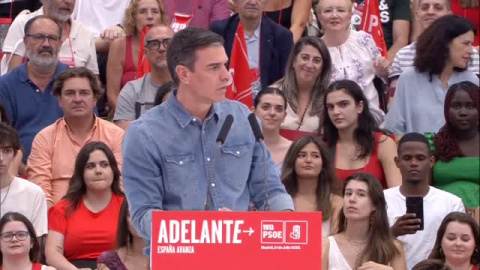 Sánchez pide "apostar todo al rojo para seguir avanzando"