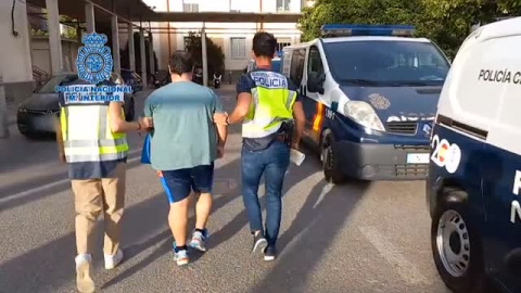 Detenido y ya en prisión un entrenador de fútbol por contactos virtuales sexuales con más de 200 menores