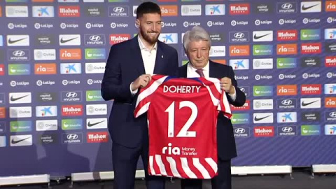 El Atleti presenta a Matt Doherty  