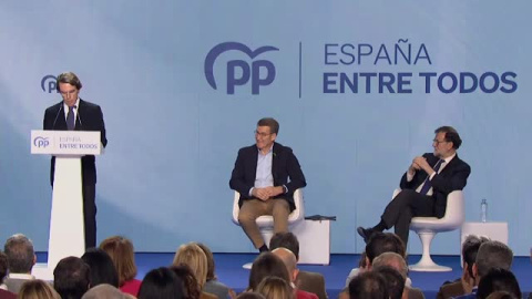 Aznar y Rajoy arropan a Feijóo