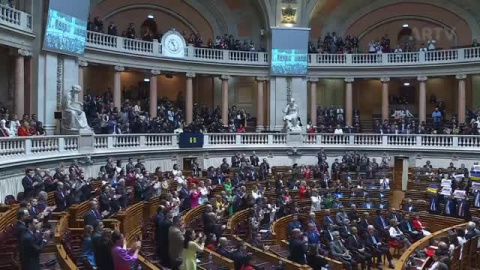 Protesta contra Lula da Silva en el Parlamento portugués