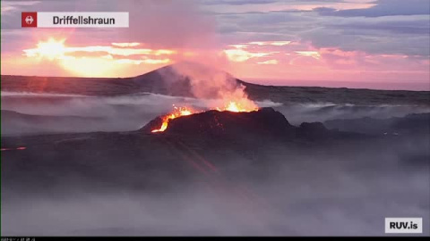 Continúa en erupción el volcán Fagradalsfjall de Islandia