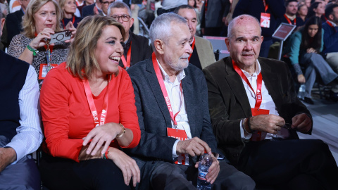 Susana Díaz, junto a Manuel Chaves y José Antonio Griñán.