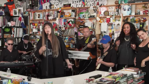 Nathy Peluso actuando en un concierto de Tiny Desk. / NPR Music