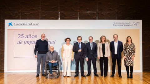 El acto de celebración de los 25 años de las Convocatorias de Proyectos Sociales en CaixaForum Madrid ha reunido a representantes de entidades sociales vinculadas al programa desde sus inicios.