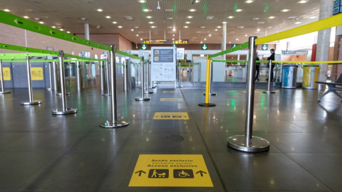 Aena hace visibles en sus aeropuertos a las personas con discapacidades invisibles