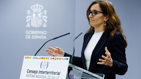 La ministra de sanidad, Mónica García, durante el pleno del Consejo Interterritorial del Sistema Nacional de Salud (CISNS) este 16 de diciembre de 2024, en Madrid.