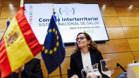 La ministra de Sanidad, Mónica García, durante el pleno del Consejo Interterritorial del Sistema Nacional de Salud (CISNS), en la sede del Ministerio de Sanidad, en Madrid (España).