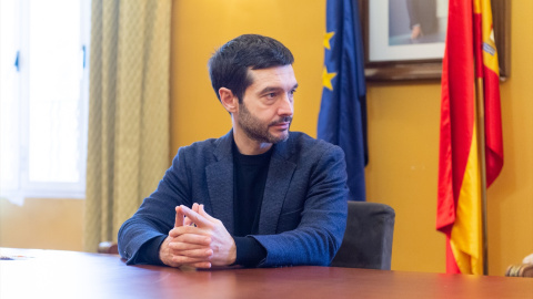 El ministro de Derechos Sociales, Consumo y Agenda 2030, Pablo Bustinduy, durante una reunión en Madrid.