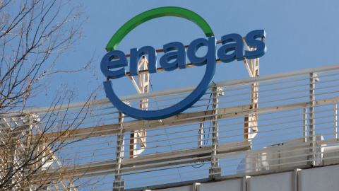 Logo de Enagás en su sede en Madrid.