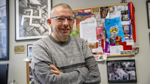 L'historiador Carles Viñas, autor de 'Rapats'. Foto: Albert Salamé / VWFoto