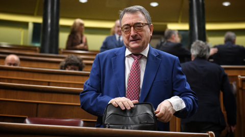 El portavoz del PNV en el Congreso, Aitor Esteban, a su llegada a un pleno en el Congreso