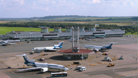 Imagenes de archivo del aeropuerto de Pulkovo en San Petersburgo, Rusia.