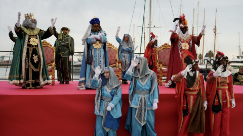 Los Reyes Magos a su llegada a la Marina de Valencia, a 5 de enero de 2025.