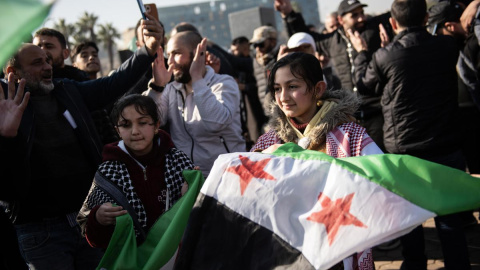 Manifestación improvisada en la plaza Omeya de Damasco, Siria, a 3 de enero de 2025.