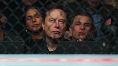 Ellon Musk, multimillonario tecnológico y futuro asesor gubernamental del presidente electo de EE. UU., Trump, en el Madison Square Garden.