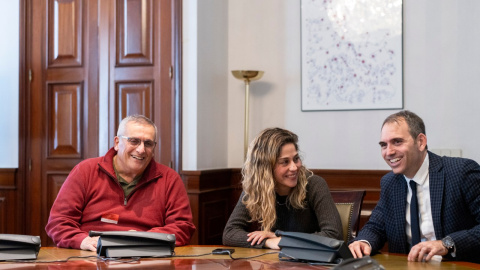 José Antonio Jiménez, Lara Hernández y Toni Valero, en una reunión.