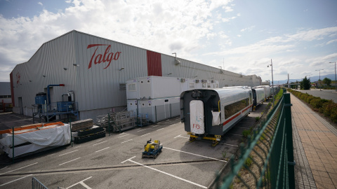 Fachada de la planta de Talgo en Rivabellosa (Álava).