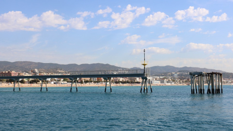 El Pont del Petroli de Badalona malmès, en una imatge de juny del 2022.