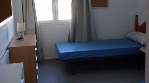 Habitación de la comunidad terapéutica para mujeres con adicciones en Mijas.