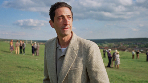 Adrien Brody es el protagonista de la película 'The Brutalist'.