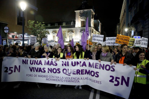  Cabecera de la marcha del 25N de Madrid en 2017 | EFE/Archivo