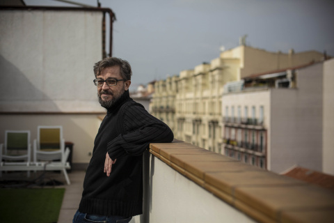 Javier Durán, en la terraza de su piso, en la calle Atocha de Madrid, el 5 de marzo. Jairo Vargas