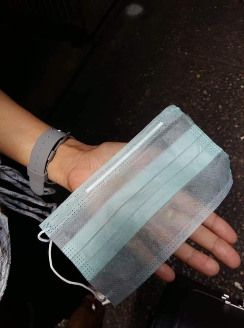  Ejemplo de mascarilla ineficaz.