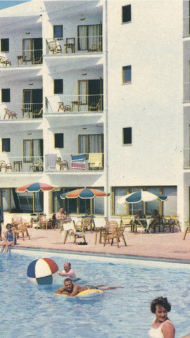 Marina Planas, 'Hotel Bermudas, Palmanova'. 1964.- Fons Planas, Marina Planas, 2020